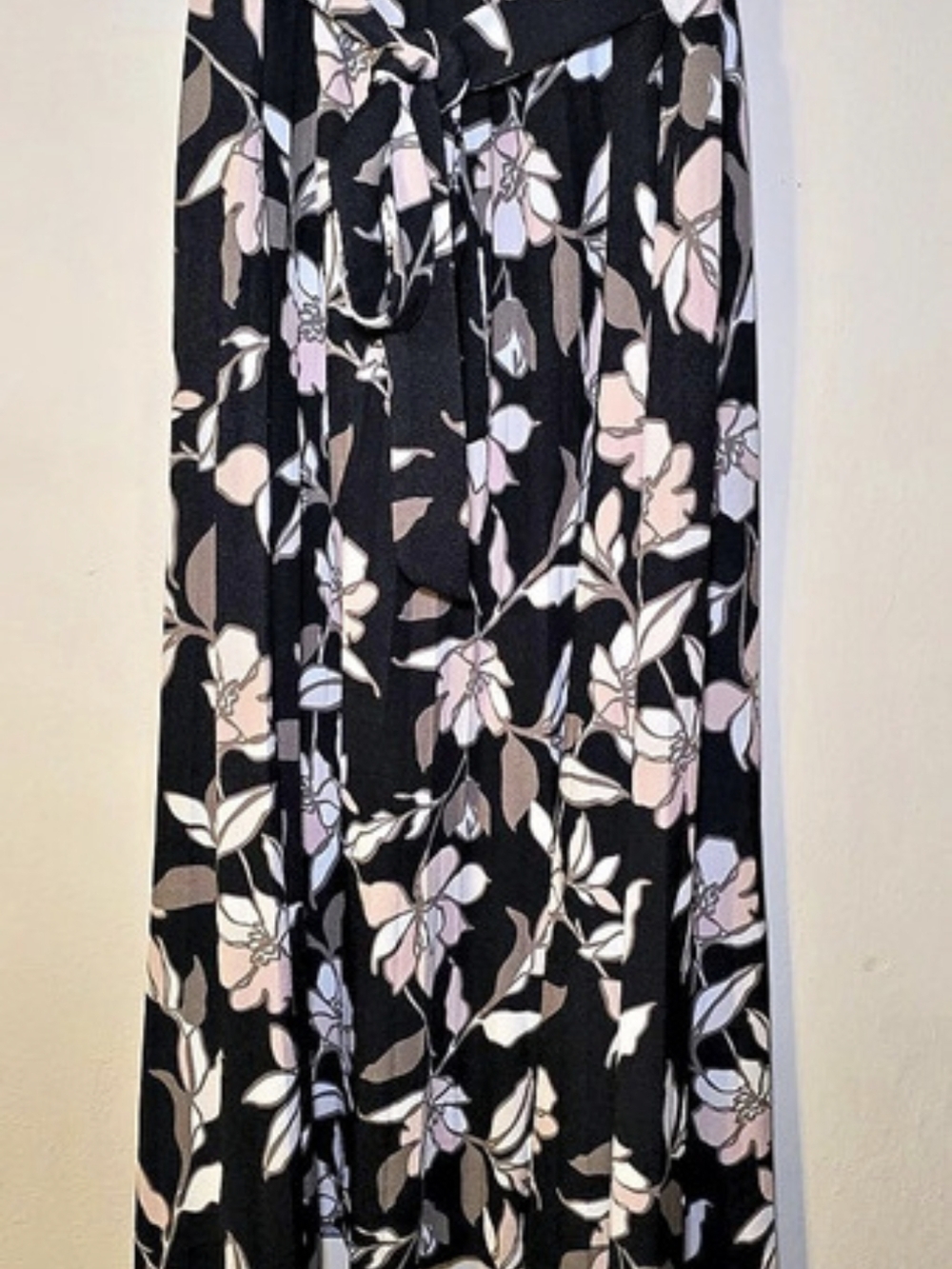 LARK + GREY Floral Maxi Skirt in Black & Pink Size Medium Like New